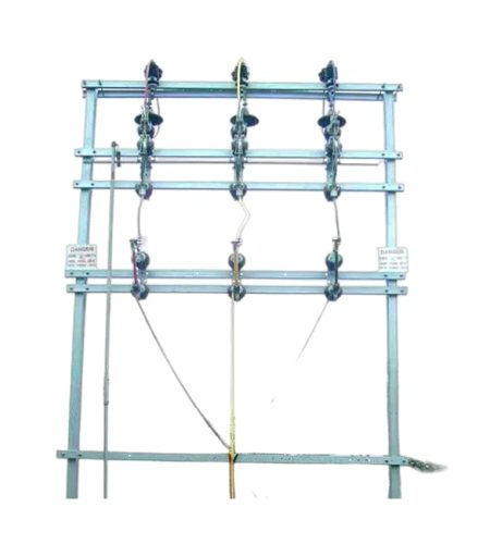 2 Pole structure